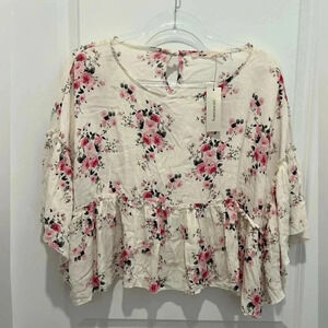 Francesca's Pink Floral Print Three Quarter Sleeve Top